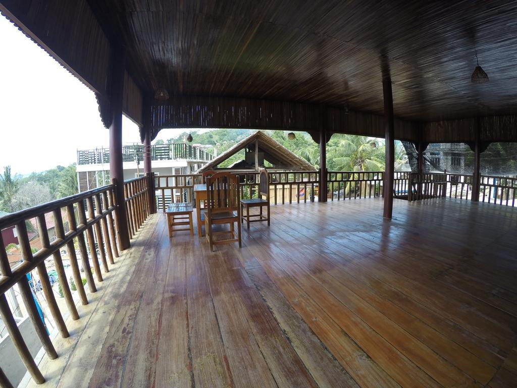 Koh Rong Boutique Wooden Hotel Exterior photo