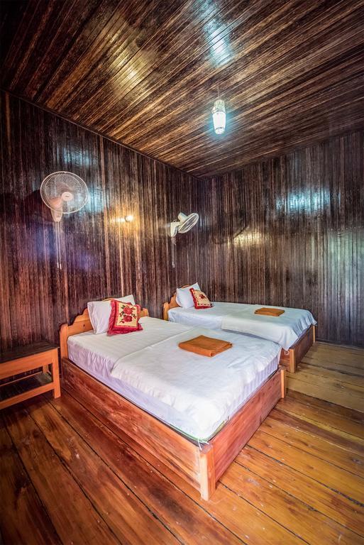 Koh Rong Boutique Wooden Hotel Exterior photo